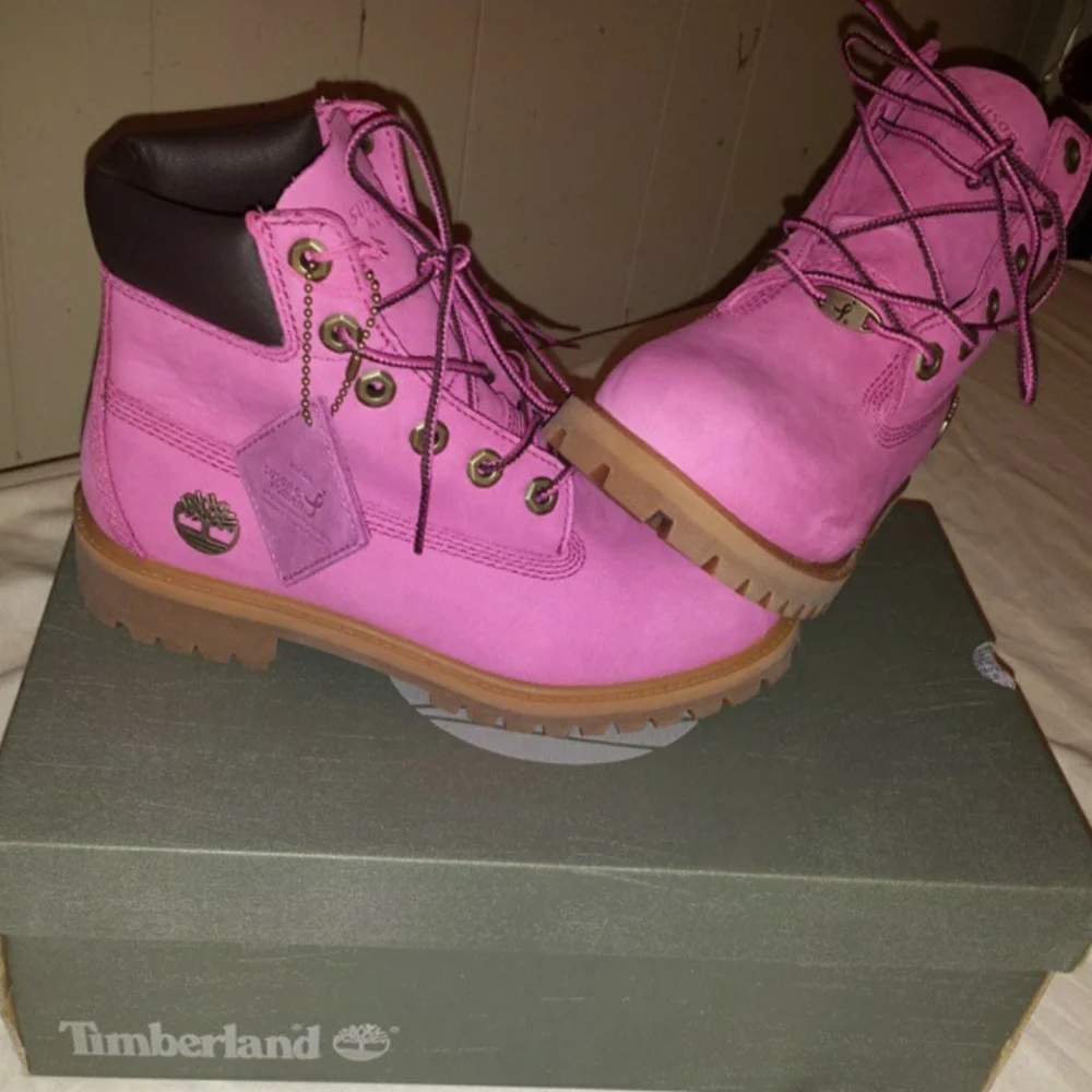 Timberland Pink Kids Waterproof Lace-Up Boots
